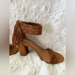 BCBGeneration Calizi fringe camel suede block heel